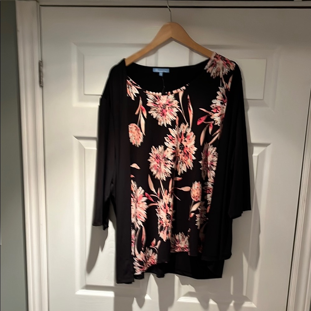 Multicolored Floral Scoop Neck 3/4 Sleeve Blouse